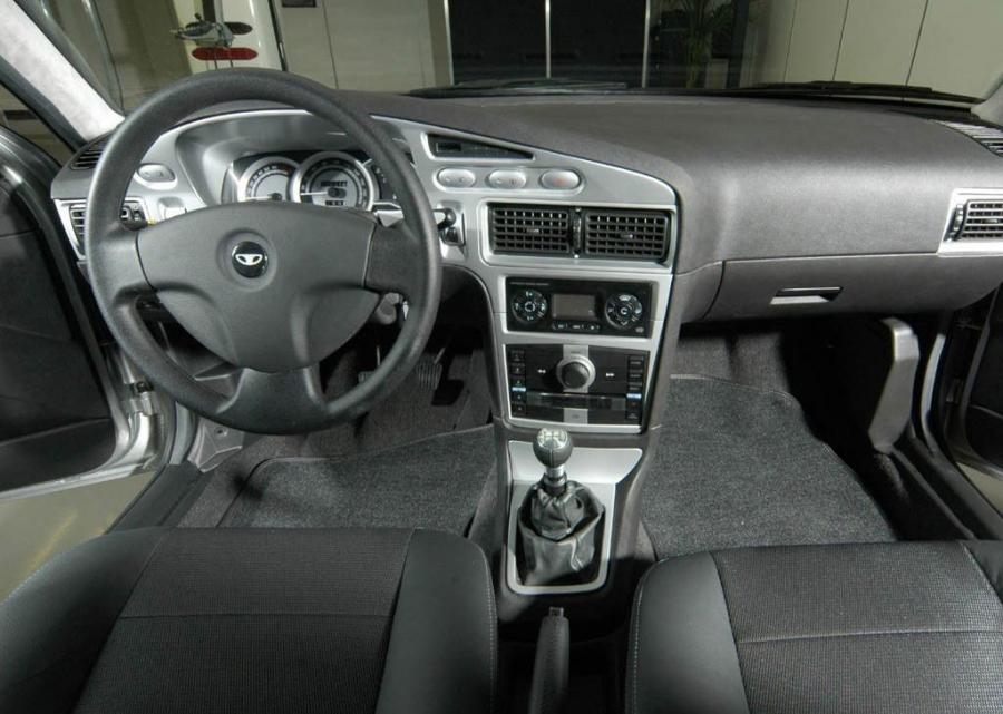  Daewoo Nexia 2008 года  (фото 3 из 12)